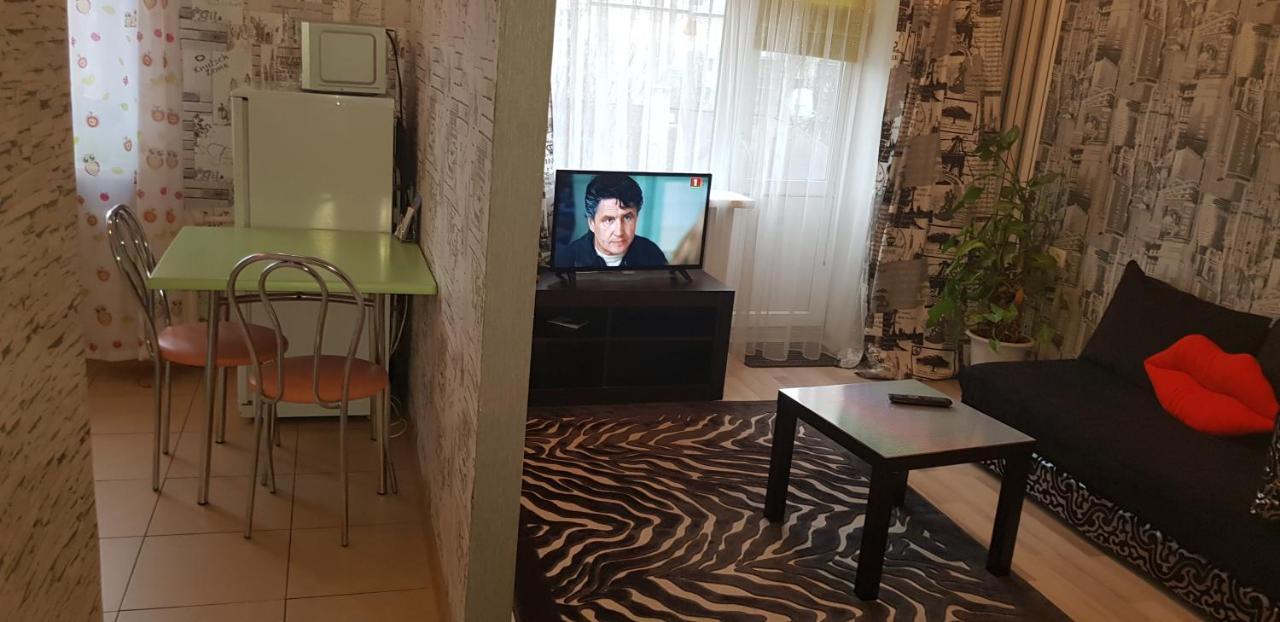 Apartment In The Minsk Center Zewnętrze zdjęcie